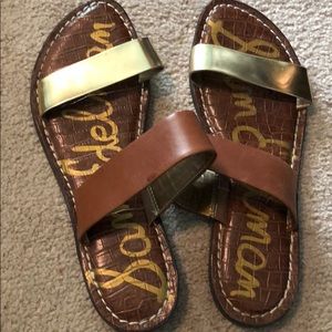 Flat strapped sandals